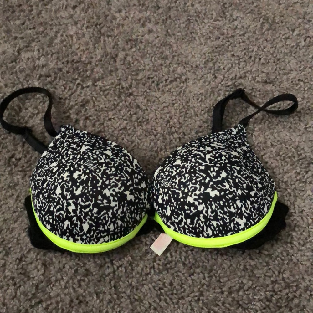 Victoria’s Secret bra!